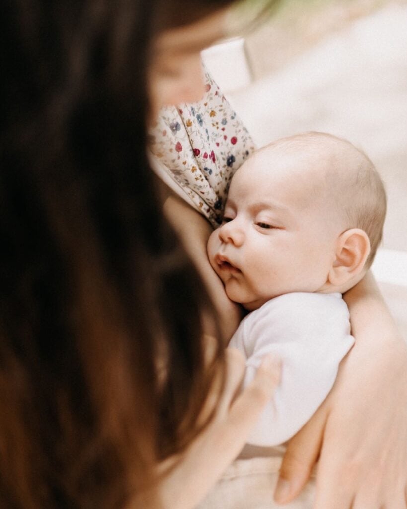 Une Idée de Cadeau Parfait et Unique : Offrez à Votre Maman une Séance Photo Inoubliable - Anne Gerzat Photographe