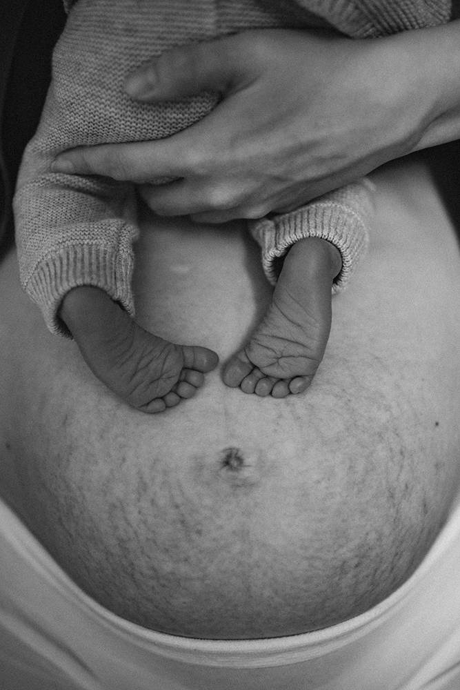 Photographe grossesse, naissance et nouveau-né dans le Canton de Vaud | Séances maternité - Anne Gerzat Photographe