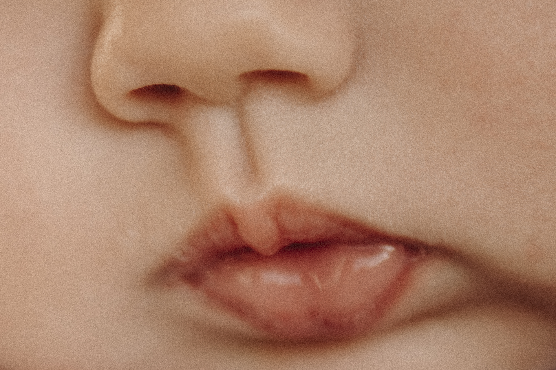 Les détails en photographie de nouveau-né – A fleur de peau
